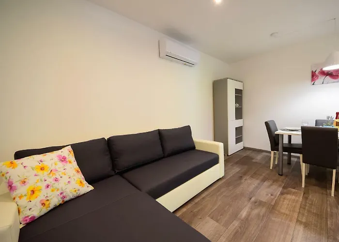 Apartment Sandra By Interhome Matulji